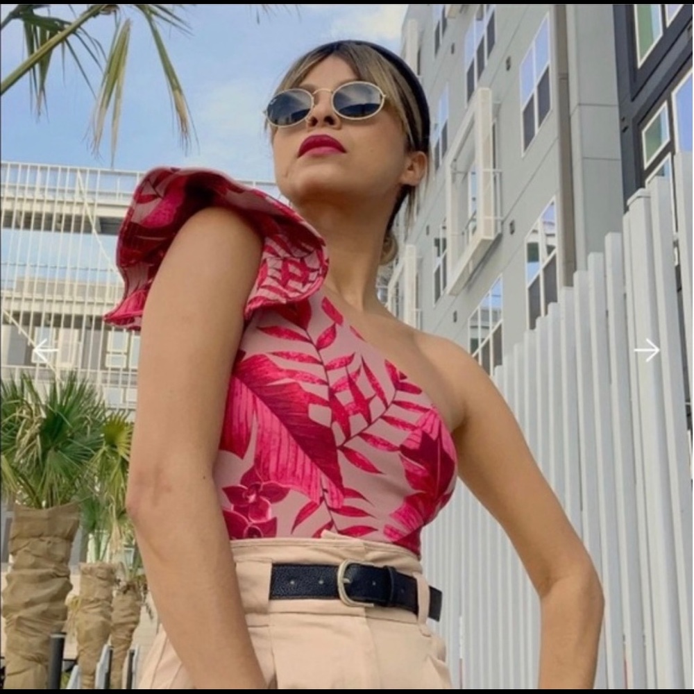 NWT *BLOGGERS FAVE* H&M Johanna Ortiz Swim…